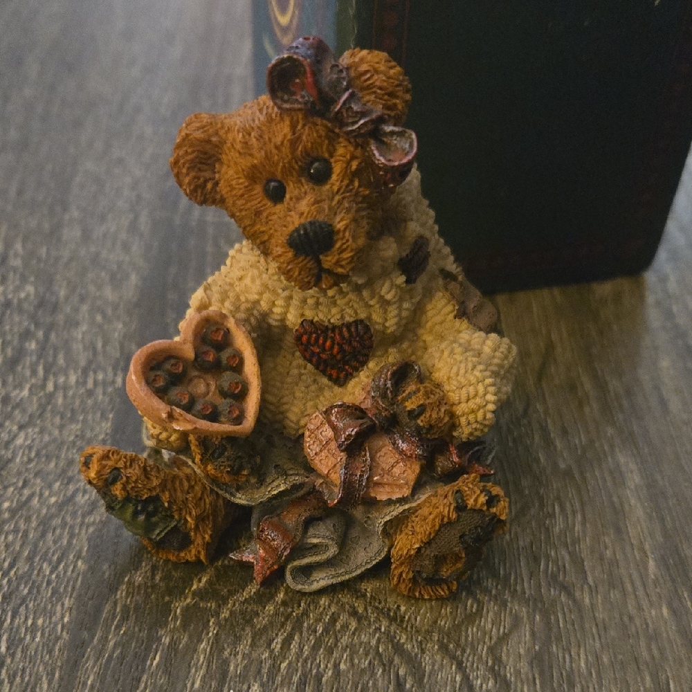 Boyds Bears Brown and Cream Teddy Figurine